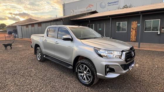 TOYOTA HILUX 2.8 SRV 4X4 CD 16V DIESEL 4P AUTOMÁTICO
